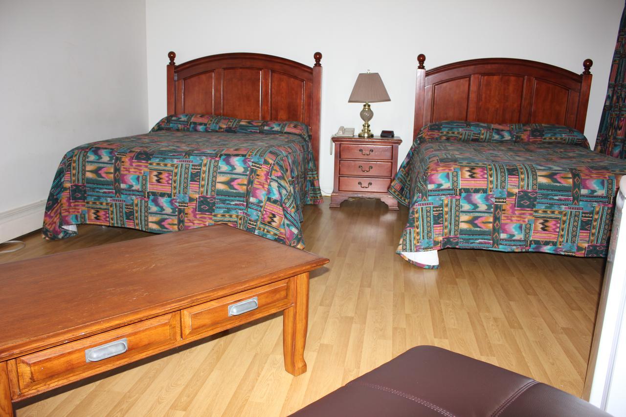 Stonehouse Motel And Restaurant Τρούρο Εξωτερικό φωτογραφία