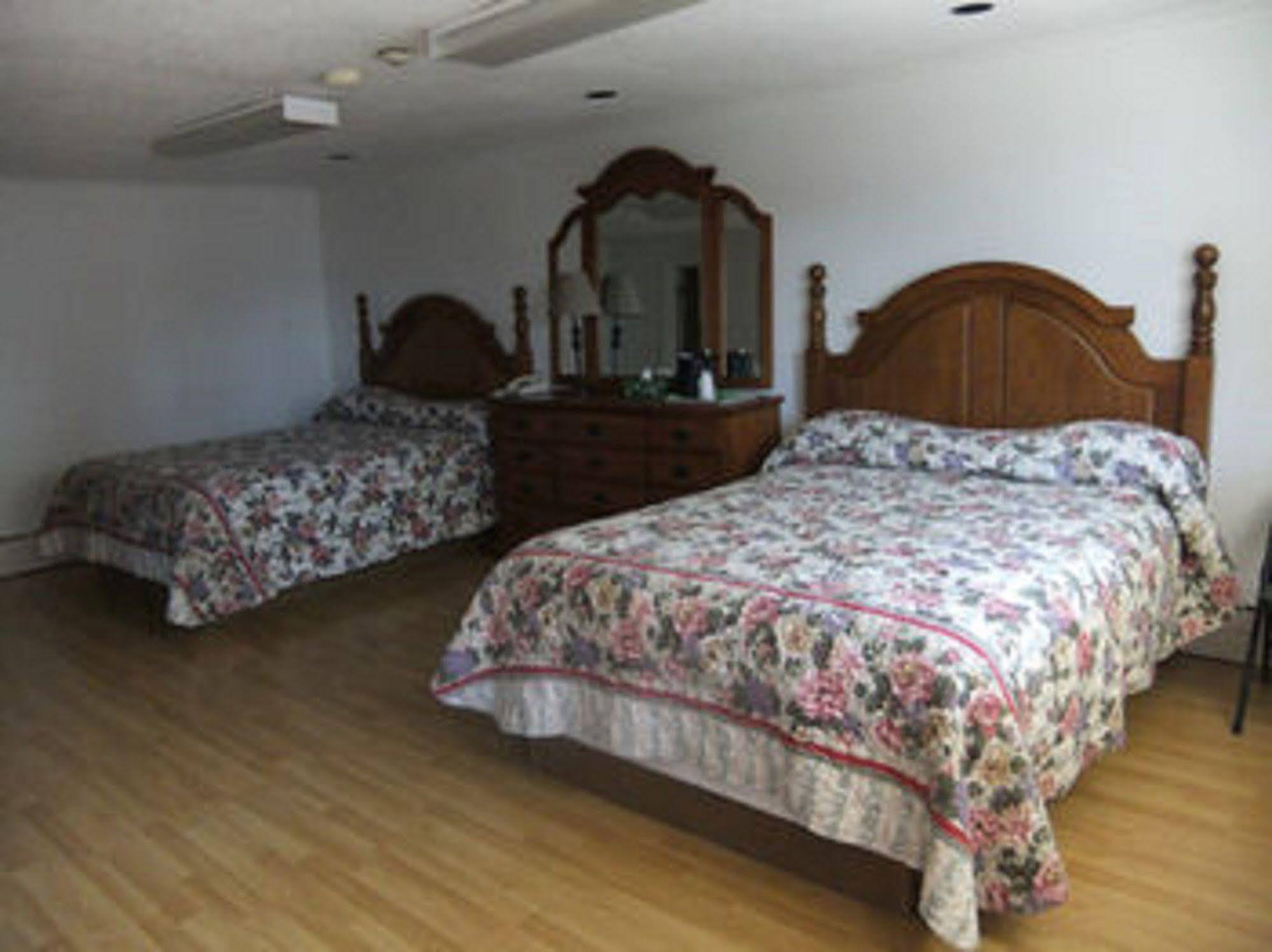 Stonehouse Motel And Restaurant Τρούρο Εξωτερικό φωτογραφία