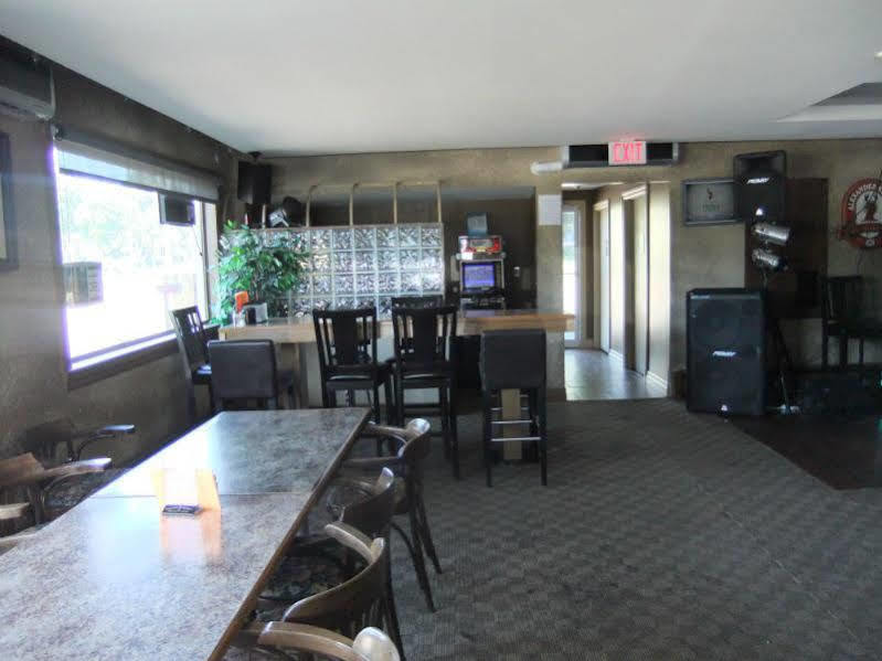 Stonehouse Motel And Restaurant Τρούρο Εξωτερικό φωτογραφία
